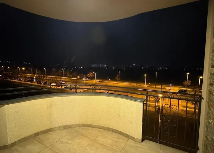 Large 2br - 6 Guests